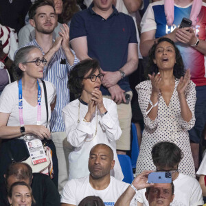 Delphine Ernotte, Rachida Dati, Leïla Kaddour, son compagnon Pierre Guénard et Thierry Omeyer assistent aux épreuves de judo lors des Jeux Olympiques de Paris 2024 (JO) au Arena Champs de Mars à Paris, France, le 2 août 2024. © Jacovides-Perusseau/Bestimage 