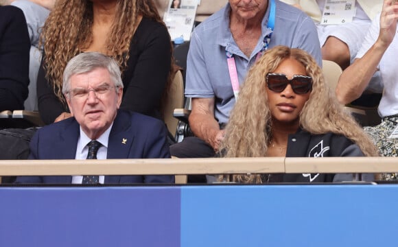 Thomas Bach, président du CIO, Serena Williams assistent à la finale de tennis homme entre Djokovic face à Alcaraz à Roland-Garros lors des Jeux Olympiques de Paris2024 (JO) le 4 aout 2024. © Jacovides-Perusseau/Bestimage 