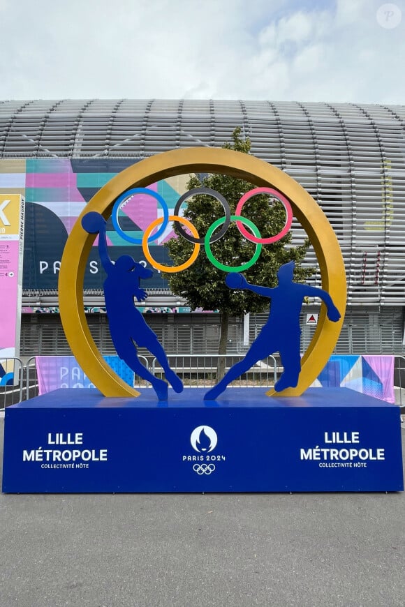 Une athlète américaine a récemment fait le buzz sur Tik Tok
Illustration du Stade Pierre Mauroy Lille (basketball et handball) pour les Jeux Olympiques (JO) de Paris 2024, à Lille, France. © Laurent Sanson/DPPI/Panoramic/Bestimage 