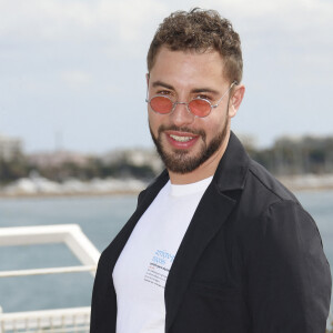 Marwan Berreni de PLUS BELLE LA VIE CANNESERIES SAISON 5 au Palais des Festivals et des Congrès de Cannes. © Christophe Aubert via Bestimage