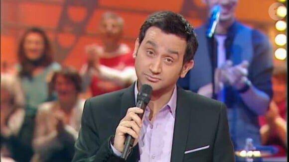 Cyril Hanouna recevait, samedi 20 mars, sur le plateau de Fa Si La  Chanter, une candidate... pas franchement douée !
