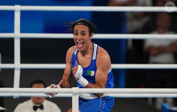 "Comme elle est très forte en course, elle a dépassé tout le monde", explique son manager au Parisien
 
La boxeuse algérienne Imane Khelif se qualifie pour la finale des - de 66 kgs face à la thaïlandaise Janjaem Suwannapheng lors des jeux olympiques Paris 2024 (JO 2024) le 6 août 2024. © Ulrik Pedersen/CSM via ZUMA Press Wire / Bestimage