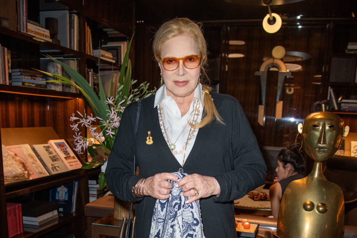 Sylvie Vartan a deux maisons de rêve en France et aux Etats-Unis, un joli  patrimoine pour la chanteuse de 80 ans - Purepeople