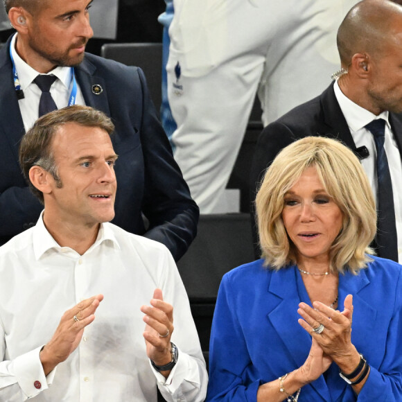 Emmanuel et Brigitte Macron ont passé comme chaque été quelques jours de congés au Fort de Brégançon
Le président de la République française Emmanuel Macron et la première dame, Brigitte Macron - Les célébrités assistent au match de basket féminin France - Etats-Unis (66-67) lors des Jeux Olympiques de Paris2024 (JO), le 11 août 2024. © Perusseau/ Jacovides / Bestimage 