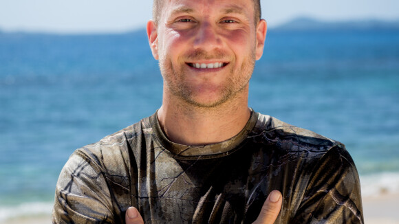 PORTRAIT Koh-Lanta, la Tribu maudite : Qui est Thibault, cet agriculteur corse prêt à rendre fier ses deux petites filles ?