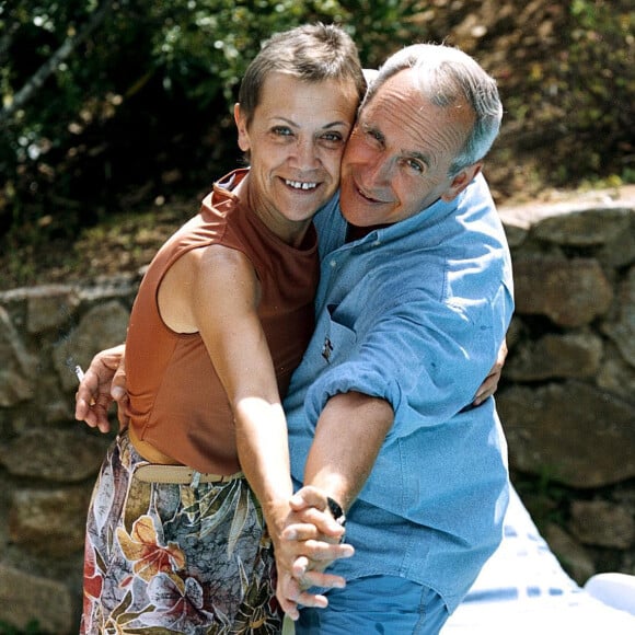 Patrice Laffont nous a quittés il y a quelques jours
Archives - L'animateur de "Fort Boyard" et "Pyramide", Patrice Laffont, s'est offert quelques jours de vacances en famille (ici avec sa soeur Anne Carrière) à Saint-Tropez.