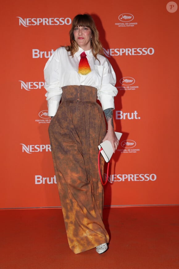 "J'ai des centaines de mails non lus. Je m'y pencherai une fois la cérémonie de clôture des Jeux paralympiques terminée (le dimanche 8 septembre)"
Daphné Bürki - Photocall de la soirée Nespresso x Brut lors du 77ème Festival International du Film de Cannes le 16 mai 2024. © Laurent Campus/Bestimage 