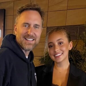 La petite famille a passé un agréable moment dans un restaurant italien d'Ibiza : une "soirée spéciale" entre père et fille !
David Guetta et sa fille, Angie, en août 2024. Crédit : Instagram