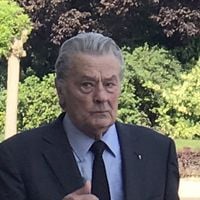 "Ce n'est pas le moment de parler de ça !" : Un journaliste de BFMTV recadré après la disparition d'Alain Delon (VIDEO)