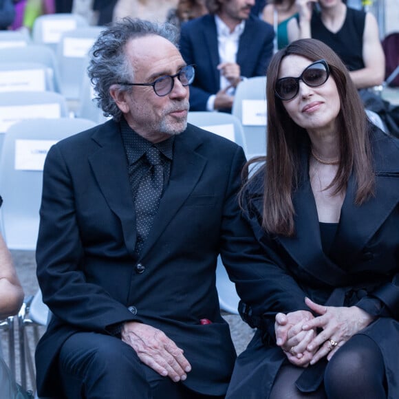 "J'ai été émue de travailler avec lui. (...) et ce fut un très fort moment de partage humain"
Monica Bellucci et Tim Burton à la cérémonie des Globo Awards à Rome, le 3 juillet 2024