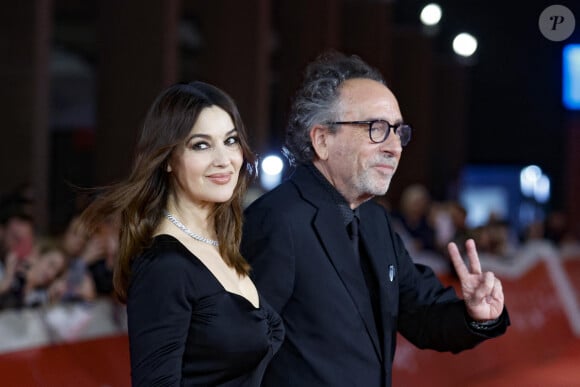 Monica Bellucci et Tim Burton à la première du film "Maria Callas, Lettres et Mémoires" lors du 18ème Rome International Film Festival, à l'auditorium Parco Della Musica de Rome, Italie, le 20 octobre 2023