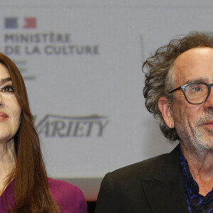 La comédienne de 59 ans a rencontré Tim Burton au festival Lumière, en octobre 2022, 
Monica Bellucci et Tim Burton lorsque le réalisateur a reçu le prix Lumière 2022 lors de la 14ème Edition du festival du cinéma Lumière à Lyon. Le 21 octobre 2022