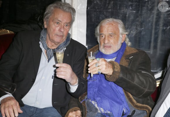 Alain Delon, Jean Paul Belmondo - Célébrités lors de l'inauguration de la grande roue de Paris, France, le 17 novembre 2017. © Christophe Aubert/Bestimage 