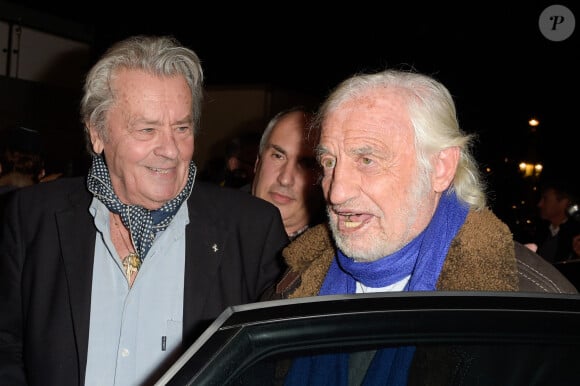 Alain Delon et Jean-Paul Belmondo - Jean-Paul Belmondo et Alain Delon, parrains de la grande roue de la Concorde, arrivent pour son inauguration, à Paris, France, le 17 novembre 2017. © Coadic Guirec/Bestimage 