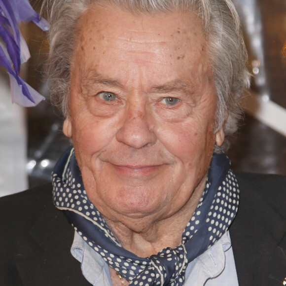 Exclusif - Alain Delon - Célébrités lors de l'inauguration de la grande roue de Paris, France, le 17 novembre 2017. © Christophe Aubert/Bestimage