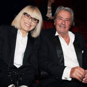 Alain Delon et Mireille Darc le 4 mai 2013 à Cannes, France.