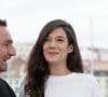 Evoquant un passé parfois compliqué, synonyme de violence, il a raconté comment il n'avait pas suivi ce modèle.
Gilles Lellouche, Mélanie Doutey lors du photocall du film "Le grand bain" au 71ème Festival International du Film de Cannes, le 13 mai 2018. © Borde / Jacovides / Moreau / Bestimage 