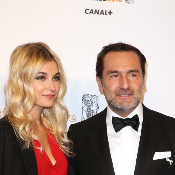 Gilles Lellouche et sa compagne Alizée Guinochet - Photocall lors de la 43ème cérémonie des Cesar à la salle Pleyel à Paris, le 2 mars 2018. © Dominique Jacovides - Olivier Borde / Bestimage 