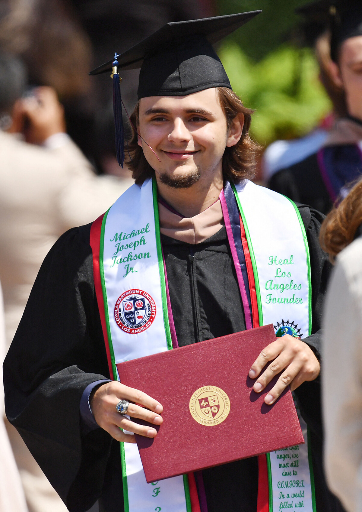 Photo : Prince Jackson obtient son diplôme universitaire en portant un