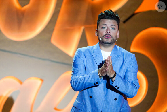 Exclusif - Kev Adams - Jour 2 - Enregistrement de l'émission "L'humour à la plage" pour le 1er festival de Juan les Pins à la pinède Gould le 5 juillet 2024. © JR Santini / Bruno Bebert / Bestimage