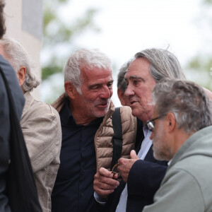 Philippe Lavil - Obsèques de P.Laffont dans la salle de la Coupole du cimetière du Père-Lachaise à Paris, le 23 août 2024. L'animateur de télévision est décédé le 7 août 2024 à l'âge de 84 ans. © Dominique Jacovides / Bestimage