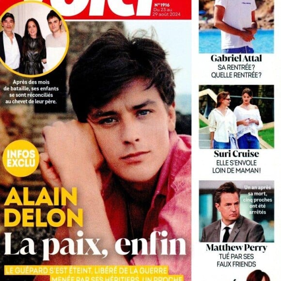 Alain Delon en couverture du numéro du 23 août 2024 du magazine "Voici".