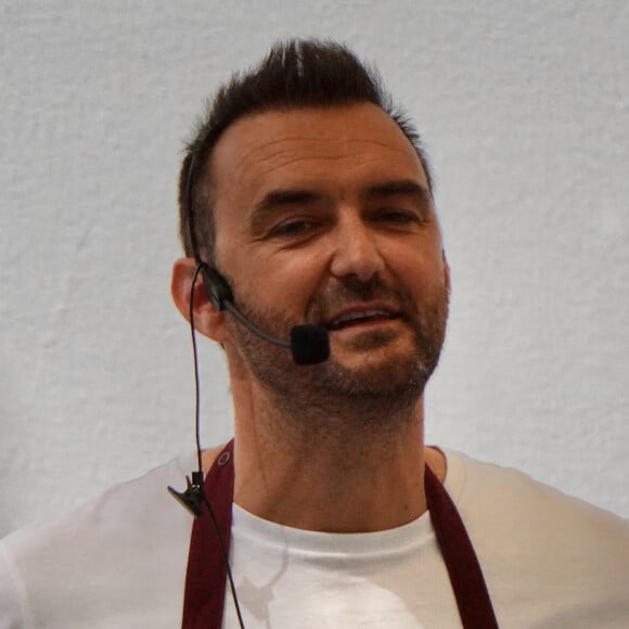 Des moments très rares pour ce chef culinaire qui fait toujours attention à ne pas dévoiler le visage de son fils
Cyril Lignac participe à l'événement Chef of Saint Tropez à Saint-Tropez, France, le 7 mai 2022. Photo par ABACAPRESS.COM
