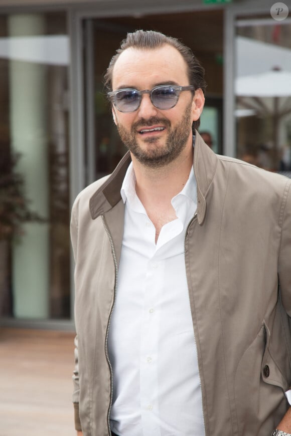 Cyril Lignac au village lors des Internationaux de France de tennis à Roland-Garros le 10 juin 2018 à Paris, France. Photo par Nasser Berzane/ABACAPRESS.COM