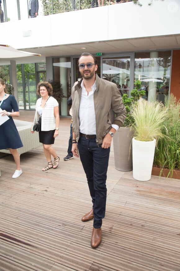 Cyril Lignac au village lors des Internationaux de France de tennis à Roland-Garros le 10 juin 2018 à Paris, France. Photo par Nasser Berzane/ABACAPRESS.COM