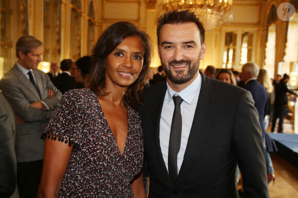 Karine Le Marchand et Cyril Lignac assistant à la cérémonie où Pierre Herme devient 'Commandeur des Arts et des Lettres' et David Sinapian devient 'Chevalier des Arts et des Lettres', à Paris, France, le 23 septembre 2019. Photo par Jerome Domine/ABACAPRESS.COM