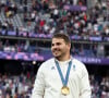 "Auch 2014 c'était pas mal non plus", écrit Antoine Dupont sur une photo des 4 amis
 
Antoine Dupont - Podium - La France remporte la finale en Rugby à 7 après sa victoire face à Fidji (et sa première médaille d'or) lors des Jeux Olympiques (JO) de Paris 2024 au Stade de France à Saint-Denis, Seine Saint-Denis, France, le 27 juillet 2024. © Jacovides-Perusseau/Bestimage