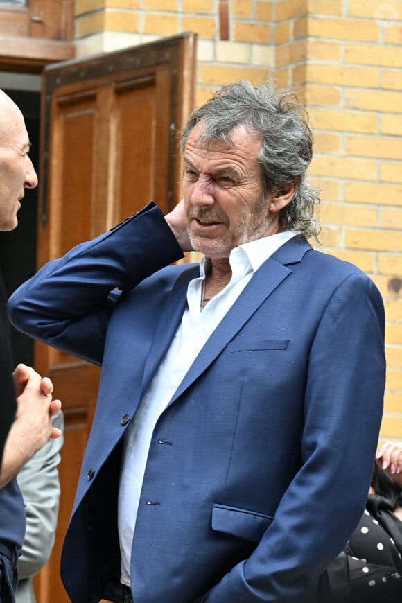 Jean-Luc Reichmann - Sorties des obsèques de Nonce Paolini en l'église Saint-Honoré-d'Eylau, 66 bis, avenue Raymond-Poincaré à Paris, France.