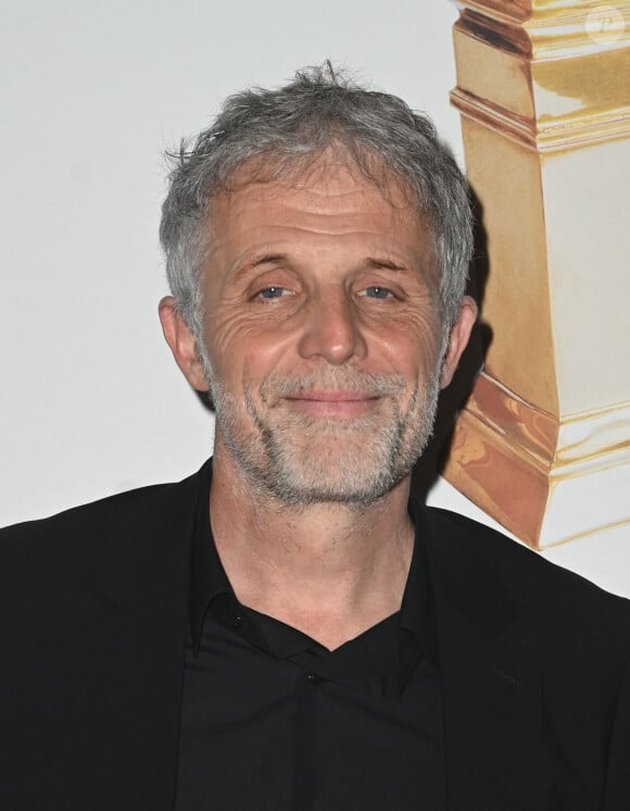 Stéphane Guillon - Photocall de la 34ème édition de la cérémonie des Molières au théâtre de Paris le 24 avril 2023. © Coadic Guirec / Bestimage