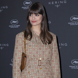 Clara Luciani assiste à la conférence "Women In Motion" de Kering à l'hôtel Majestic Barrière lors du 75ème Festival International du Film de Cannes le 21 mai 2022. © Olivier Borde/bestimage 