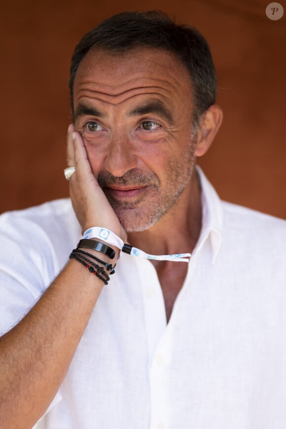 Nikos Aliagas au village des Internationaux de France de Roland Garros à Paris le 11 juin 2021. © JB Autissier / Panoramic / Bestimage 