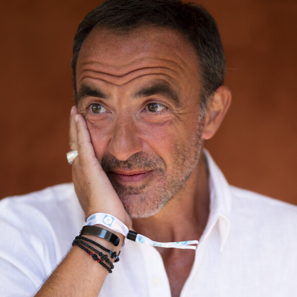 Nikos Aliagas au village des Internationaux de France de Roland Garros à Paris le 11 juin 2021. © JB Autissier / Panoramic / Bestimage 