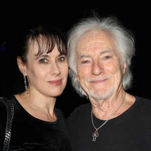 Hugues Aufray avec sa femme Muriel Mégevand - Grande soirée de la solidarité de Tsedaka FSJU au Palais des Congrès de Paris le 12 décembre 2023. © Coadic Guirec / Bestimage