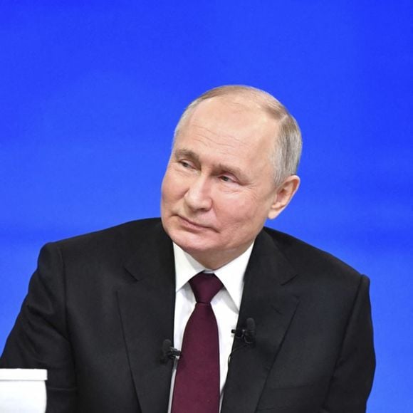 Alina Kabaeva, qui a rencontré Poutine en 2007, est aujourd’hui présidente d’un groupe de médias russes, elle possède un luxueux appartement de 2 600 m² à Sotchi
14 décembre 2023, Moscou, Oblast de Moscou, Russie : Le président russe Vladimir Poutine lors du salon annuel ''Direct Line'', ainsi que lors de la conférence de presse de fin d'année, au centre d'exposition Gostiny Dvor, le 14 décembre 2023 à Moscou, Russie. (Image de crédit : © Russian Presidency/Kremlin Pool/Planet Pix via ZUMA Press Wire)