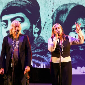 Le chanteur Renaud (Renaud Séchan) - Les amis musiciens de Renaud ont donné un concert à la Mairie du 13ème à Paris le 5 septembre 2024, en hommage au chanteur et à l'occasion de l'exposition "Renaud, Des mots et des images" et de la sortie d'un recueil regroupant des oeuvres d'artistes contemporains illustrant ses chansons par vingt artistes © Coadic Guirec/Bestimage