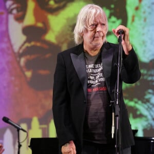 Le chanteur Renaud (Renaud Séchan) - Les amis musiciens de Renaud ont donné un concert à la Mairie du 13ème à Paris le 5 septembre 2024, en hommage au chanteur et à l'occasion de l'exposition "Renaud, Des mots et des images" et de la sortie d'un recueil regroupant des oeuvres d'artistes contemporains illustrant ses chansons par vingt artistes © Coadic Guirec/Bestimage