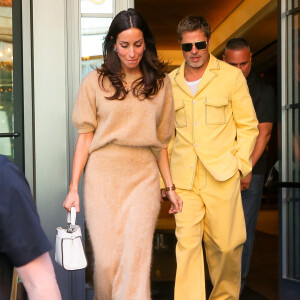 Brad Pitt et sa petite amie Ines de Ramon quittent leur hôtel à New York City, NY, USA, le 9 septembre 2024.
Photo par Felipe Ramales/Splash News/ABACAPRESS.COM