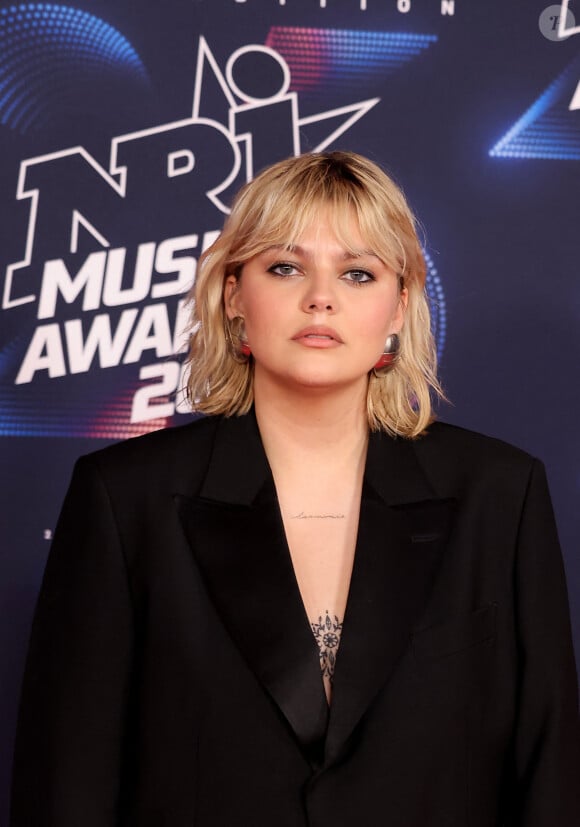 Louane Emera au photocall de la 25ème cérémonie des "NRJ Music Awards (NMA)" au palais des Festivals et des Congrès de Cannes, France, le 10 novembre 2023. © Dominique Jacovides/Bestimage 