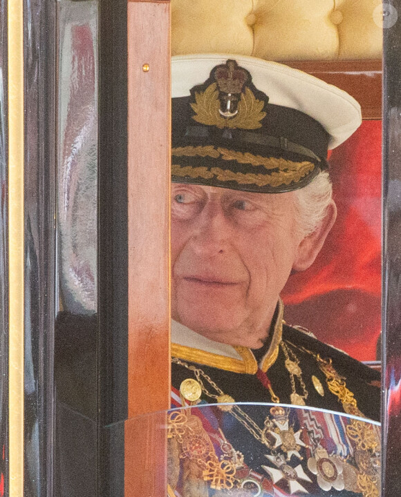 Le roi Charles III d'Angleterre et la reine consort Camilla Parker Bowles à la sortie du palais de Westminster, après l'ouverture officielle du parlement britannique, à Londres. Le 17 juillet 2024 © Tayfun Salci / Zuma Press / Bestimage 