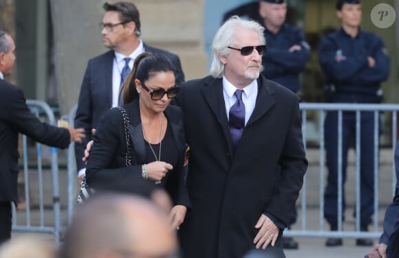 Rappelons qu'avec Nana, il est séparé depuis au moins deux ans
Patrick Sébastien et sa femme Nathalie (dite Nana) - Arrivées en l'église Saint-Sulpice pour les obsèques de l'ancien président de la République Jacques Chirac à Paris. Un service solennel sera présidé par le président de la République. Le 30 septembre 2019 © Dominique Jacovides / Bestimage