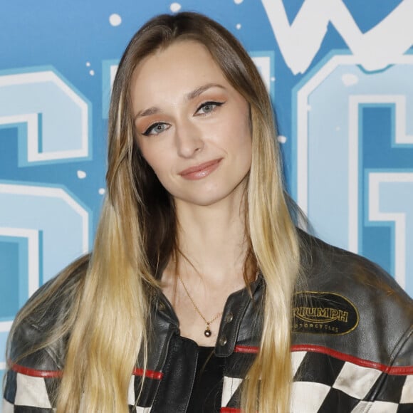 Aviez-vous remarqué la cicatrice sur le visage d'Emma Smet ? 
Emma Smet - Avant-première du film "Les SEGPA au ski" au cinéma Pathé Wepler à Paris. © Marc Ausset-Lacroix/Bestimage