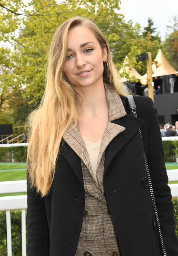 Emma Smet - People au Qatar Prix de l'Arc de Triomphe sur l'hippodrome de Longchamp à Paris le 6 octobre 2019. © Coadic Guirac.Bestimage