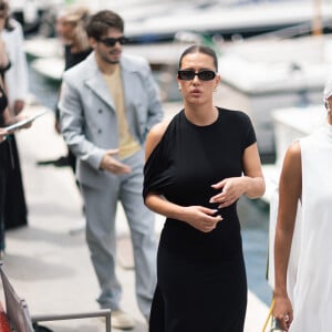 François Civil et Adèle Exarchopoulos - Arrivées au défilé de mode Jacquemus Cruise "La casa" à la Casa Malaparte à Capri. Le 10 juin 2024 © Tiziano Da Silva-Olivier Borde / Bestimage 