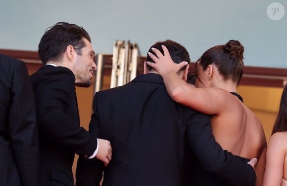 François Civil, Gilles Lellouche, Adèle Exarchopoulos - Montée des marches du film " L'amour ouf " lors du 77ème Festival International du Film de Cannes, au Palais des Festivals à Cannes. Le 23 mai 2024 © Jacovides-Moreau / Bestimage 