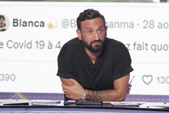 Et c'est auprès de ce même animateur qu'il signe son retour à la télévision.
Exclusif - Cyril Hanouna sur le plateau de l'enregistrement de l'émission " Face à Hanouna " présentée parC.Hanouna et diffusée sur C8 le 08 septembre 2024, à Paris, France, le 05 septembre 2024. © Jack Tribeca / Bestimage