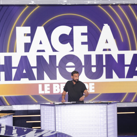 Exclusif - Cyril Hanouna sur le plateau de l'enregistrement de l'émission " Face à Hanouna " présentée parC.Hanouna et diffusée sur C8 le 08 septembre 2024, à Paris, France, le 05 septembre 2024. © Jack Tribeca / Bestimage